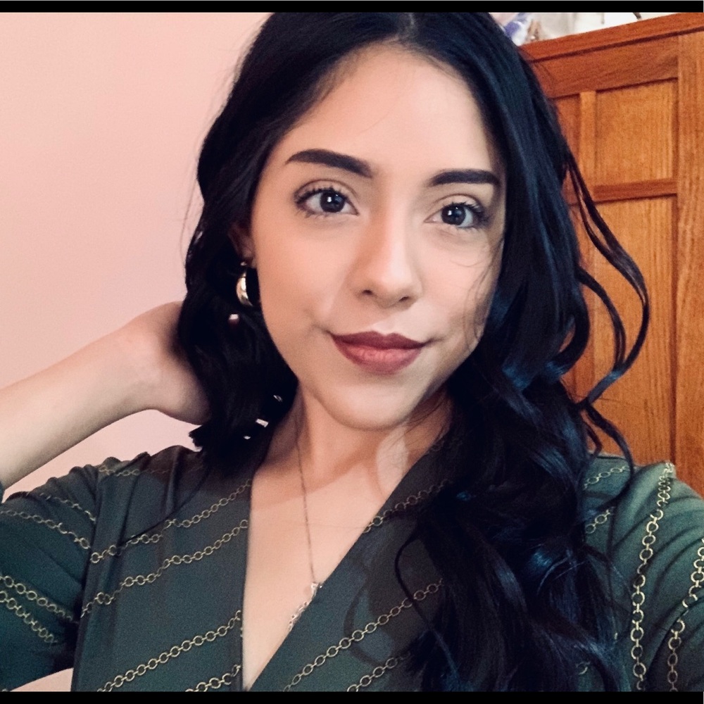 Meet your Posher, Maria